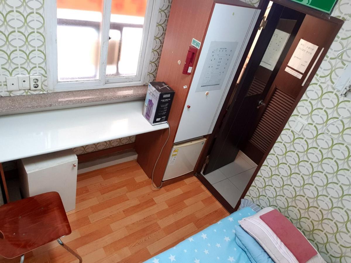 Hotel E Livingtel à Séoul Extérieur photo